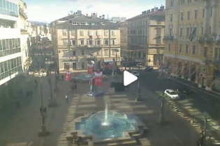 Obraz podglądu z kamery internetowej Rijeka - Adriatic Square